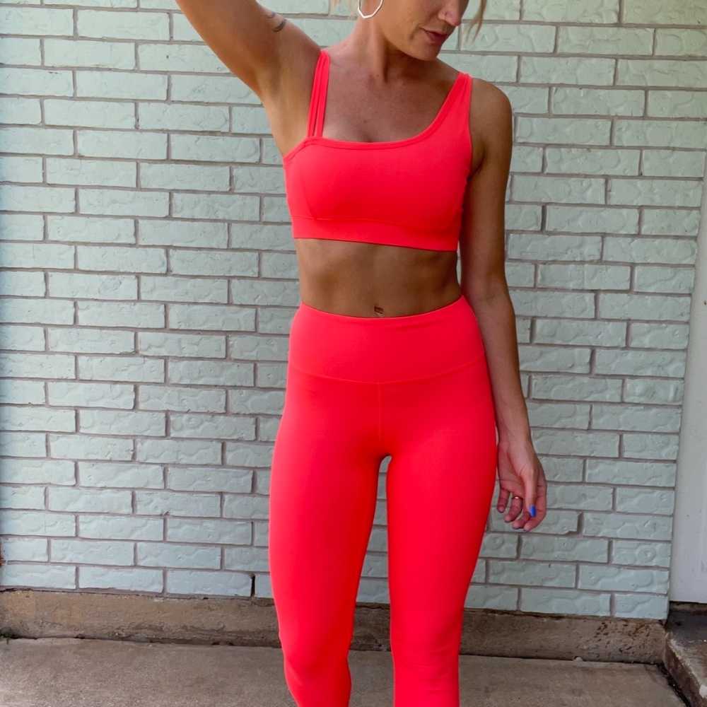 IVL Neon coral set
